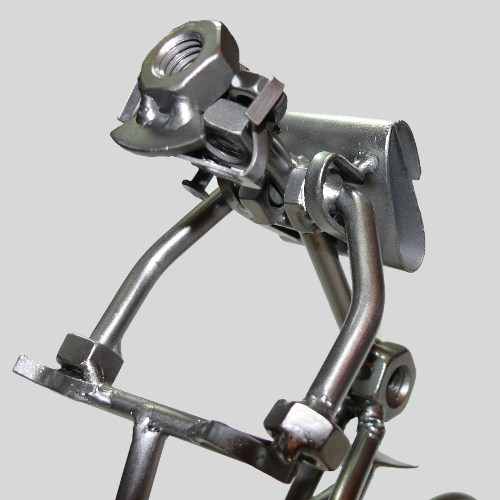 Schraubenmännchen Schüler auf Fahrrad Bild 3